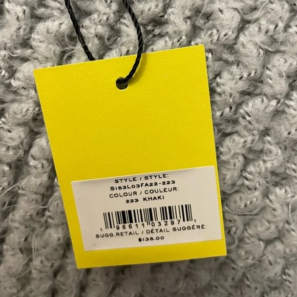 BRAND NEW MARC JACOBS MONOGRAM LEATHER WRISTLET. - Picture 9 of 9